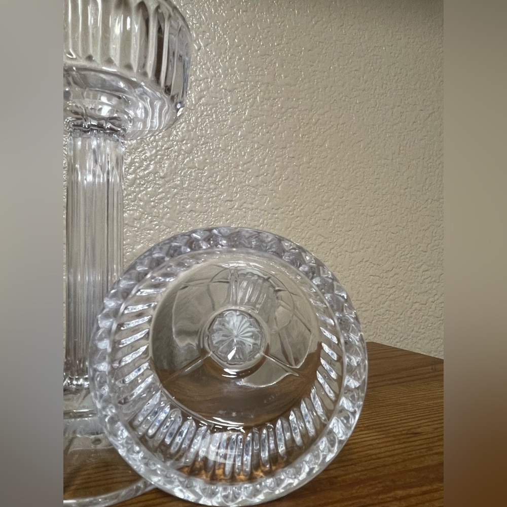 Shannon Crystal Designs of Ireland: 2 Candle Holders 7” - Picture 10 of 11